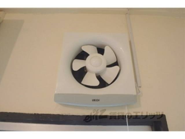 キッチン　換気扇