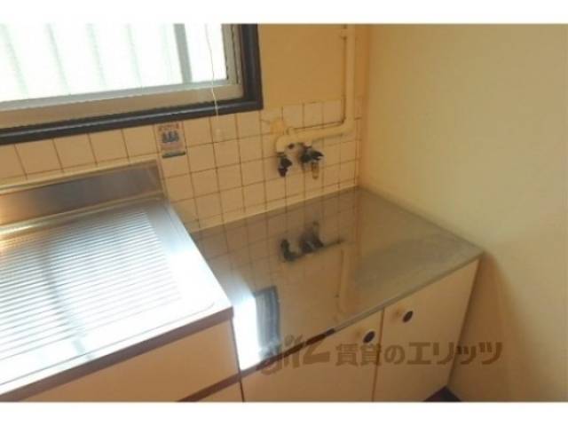 キッチン　コンロ設置場所