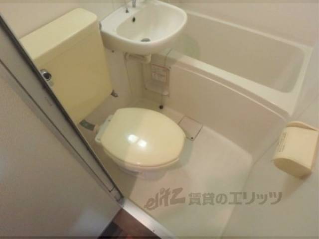 ユニットバス　トイレ