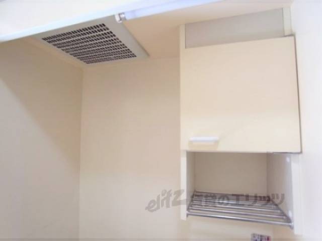 キッチン　キッチン上部棚