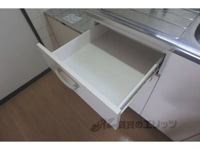 キッチン　収納