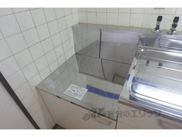 キッチン　コンロ設置場所