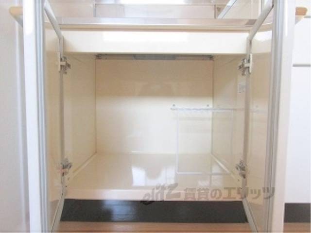 キッチン　キッチン下部収納