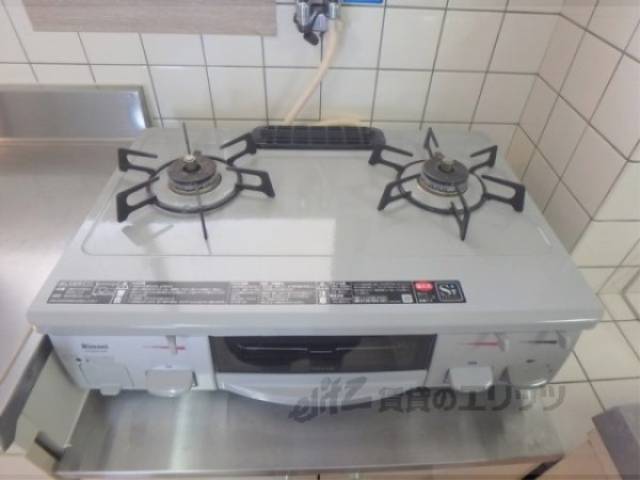 キッチン　コンロ
