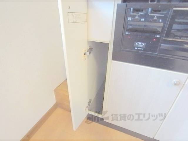 キッチン下部収納