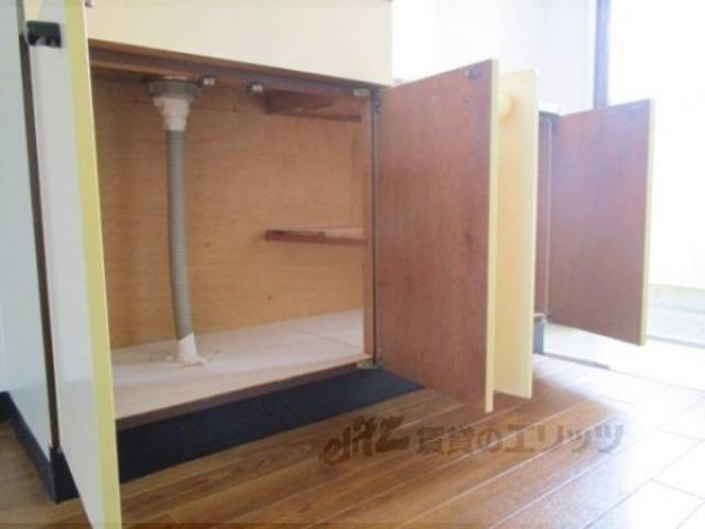 キッチン　キッチン下部収納