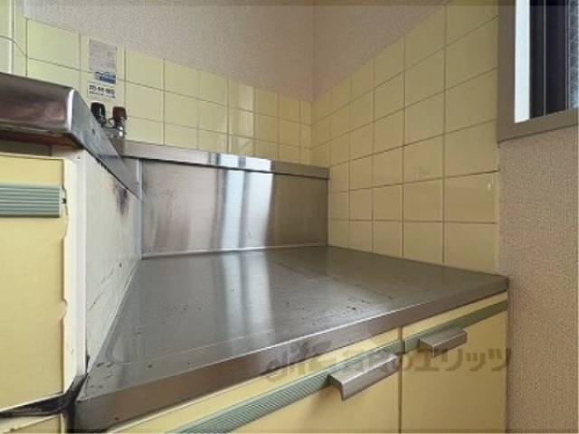 キッチン　コンロ設置場所