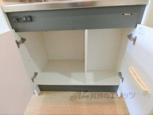 キッチン　下部収納