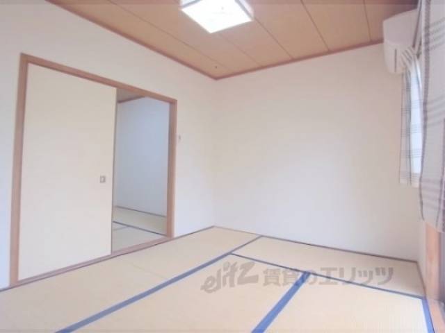 和室 畳きれいですよ。