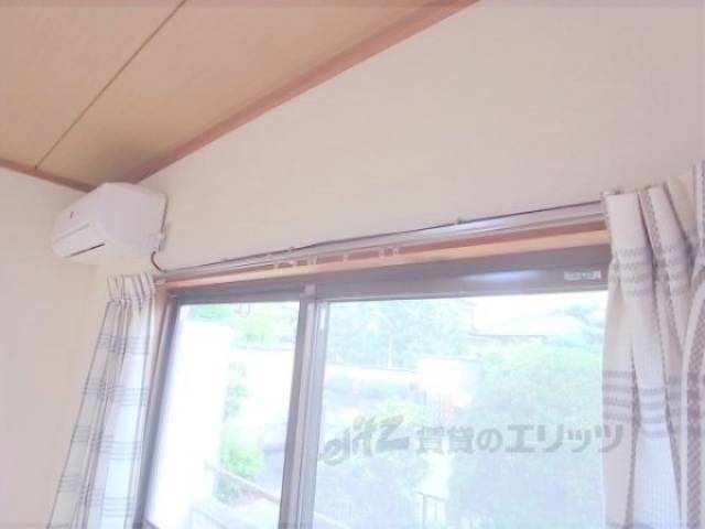 カーテンレール お好きなカーテンがつけられます。