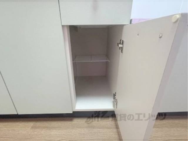 キッチン　下部収納