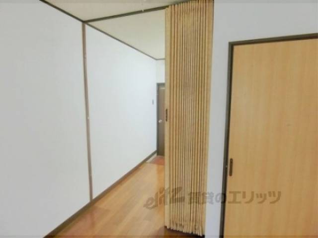 部屋仕切り
