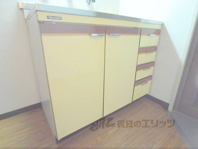 キッチン下部収納