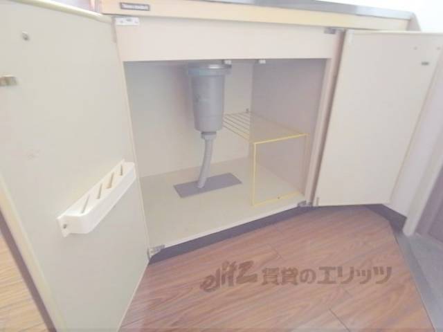 キッチン下部収納