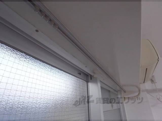 カーテンレール