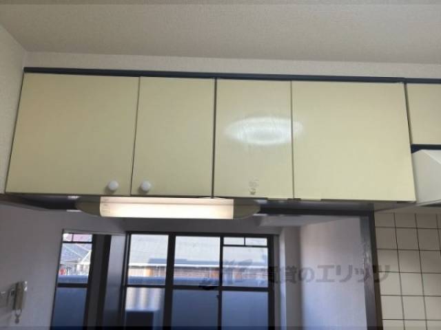 キッチン　収納