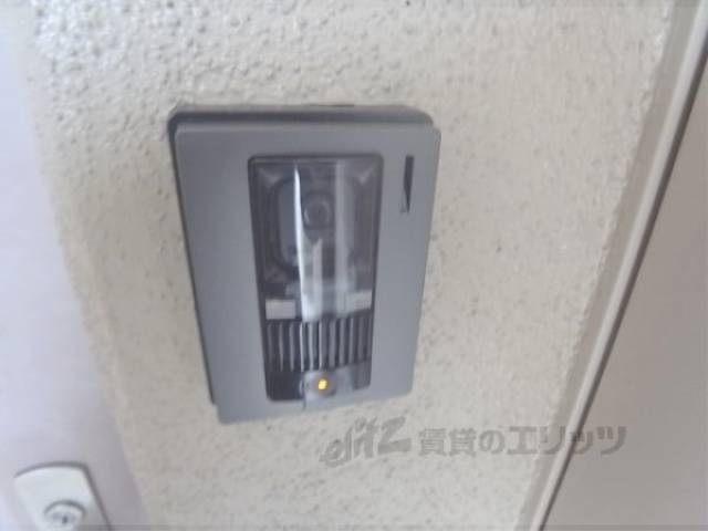 玄関　モニターホン