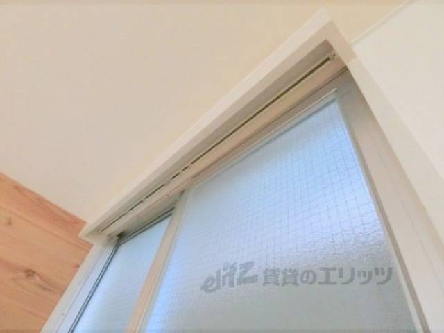 カーテンレール