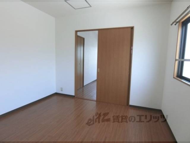 洋室　７帖