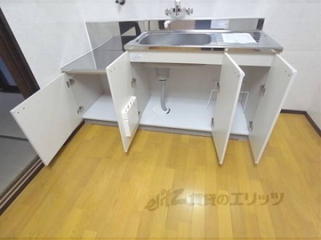 キッチン　収納