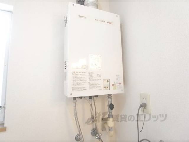 設備　給湯パネルです