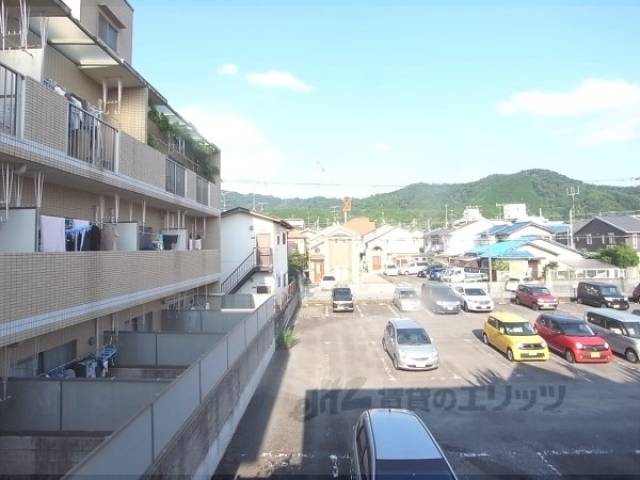 眺望　目の前が駐車場になっています