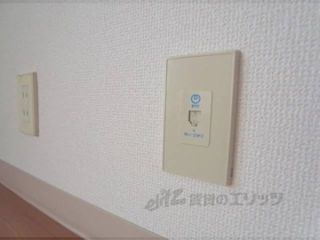 電話線差込口