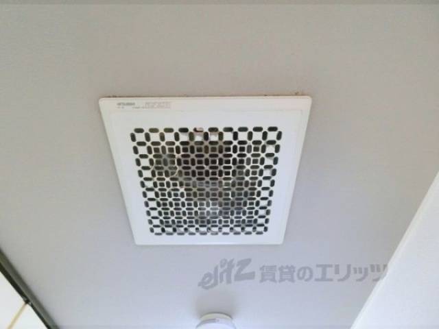 キッチン　換気扇