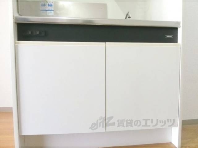 キッチン　下部収納