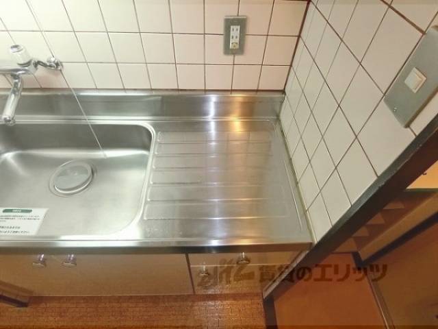 キッチン　コンロ置き場