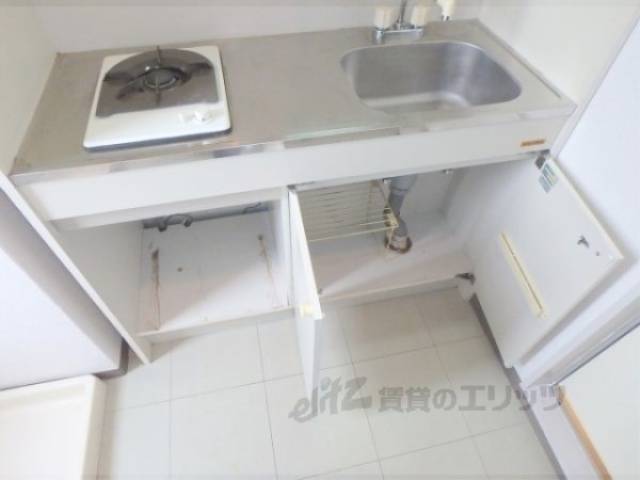 キッチン　キッチン下部収納