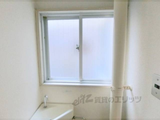 トイレ窓