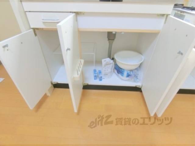 キッチン　収納