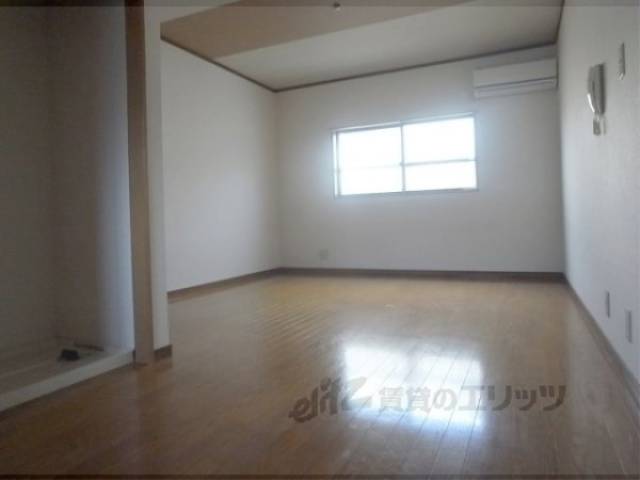 洋室　広々11帖です。