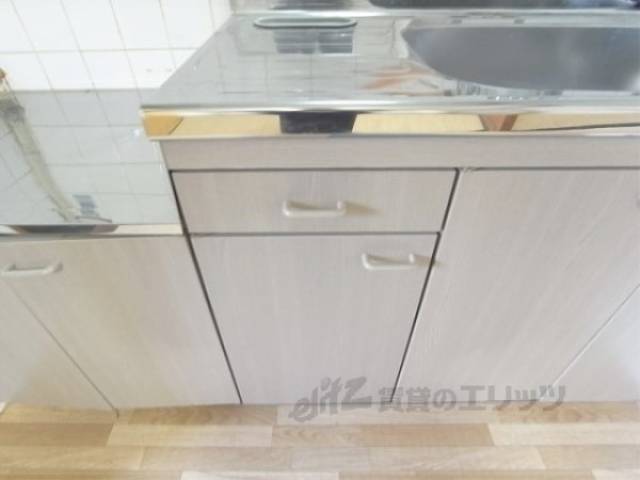 キッチン　下部収納