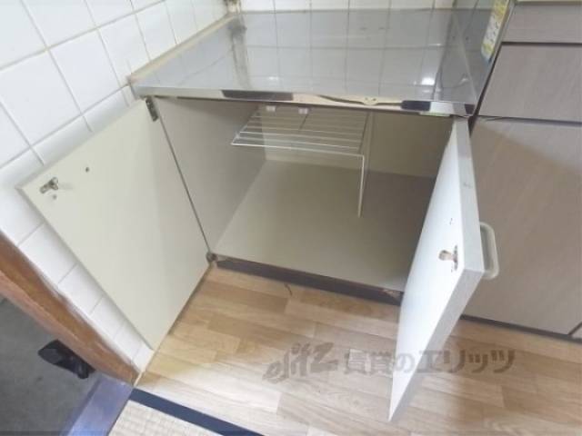 キッチン　下部収納