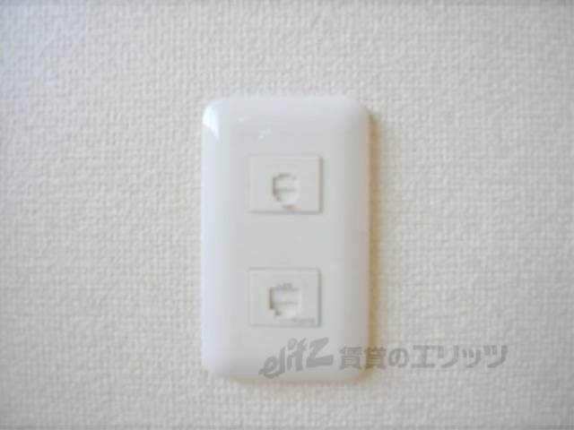 電話線差込口
