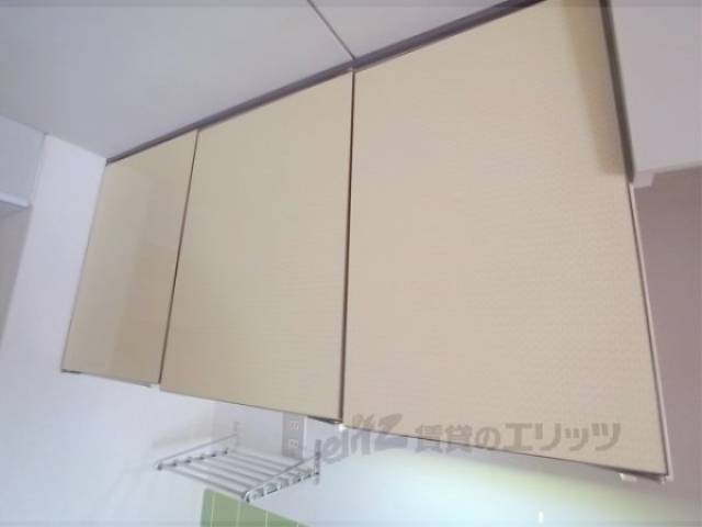 収納　キッチン