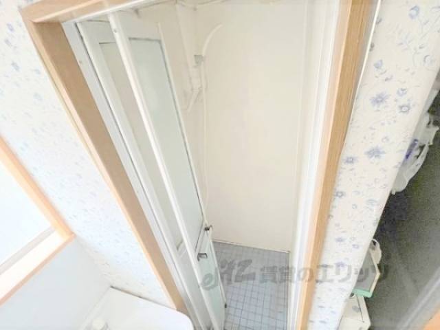 風呂　共同シャワー