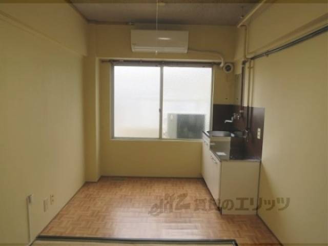 和室　エアコン付・キッチン付