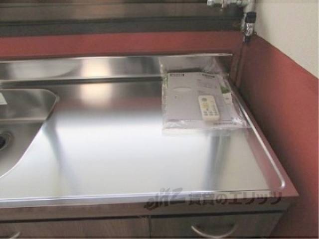 キッチン　コンロ置き場