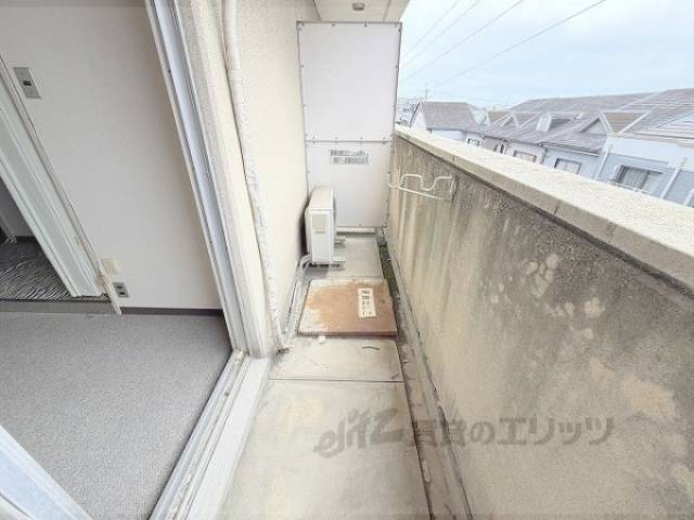 ベランダ　清掃前