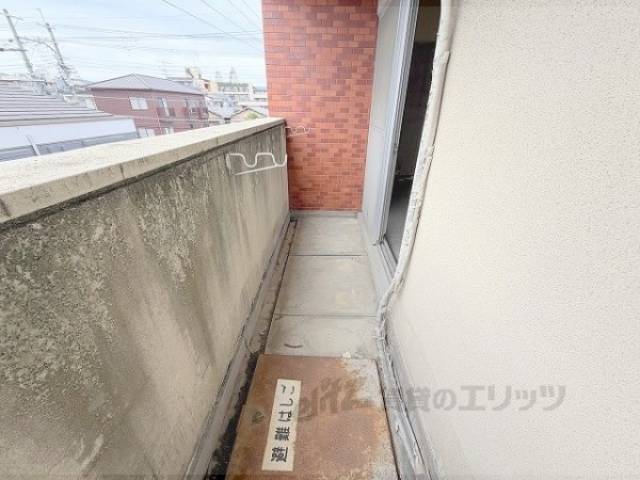 ベランダ　清掃前