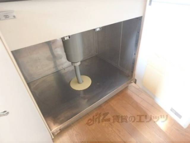 キッチン　下部収納