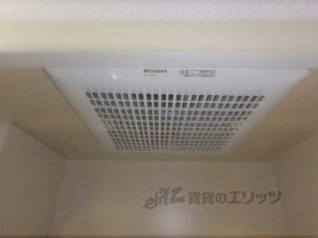 キッチン　換気扇