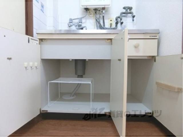 キッチン　収納