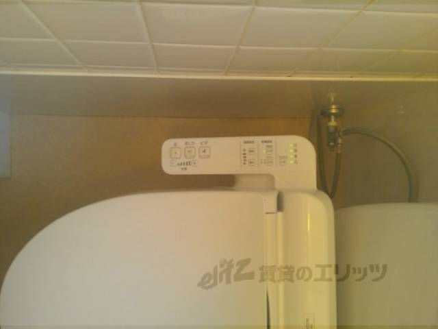 トイレ　ウォシュレット