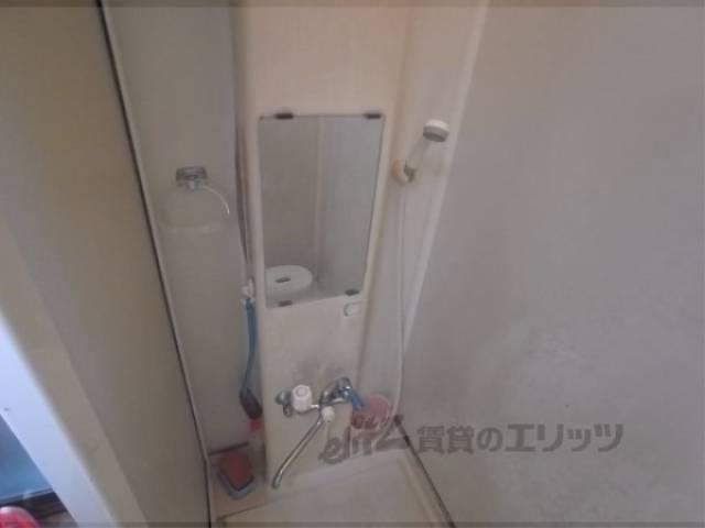 風呂　共用シャワー