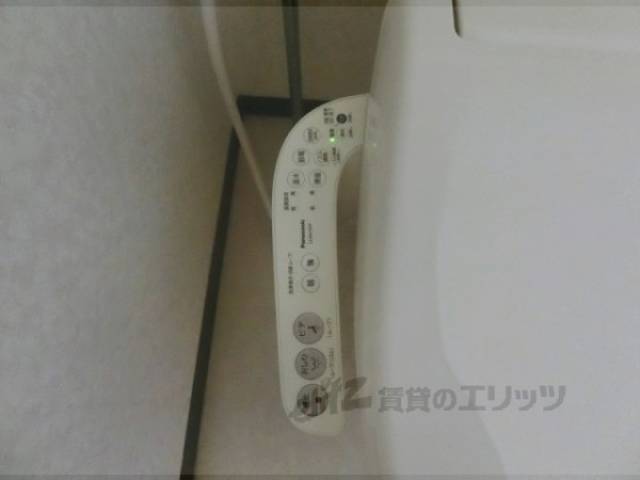 トイレ　ウォシュレット