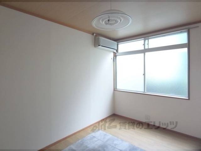 洋室　6帖の洋室です